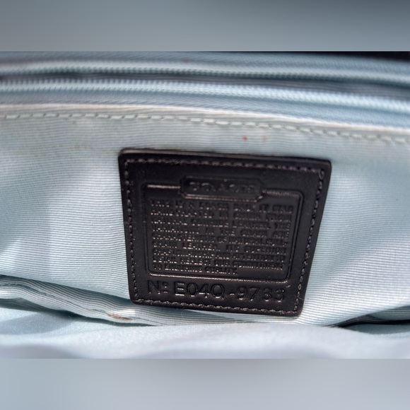 2000s Coach - Picture 3 of 9